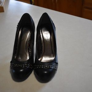 8 1/2 Black High Heel Shoes  (7)